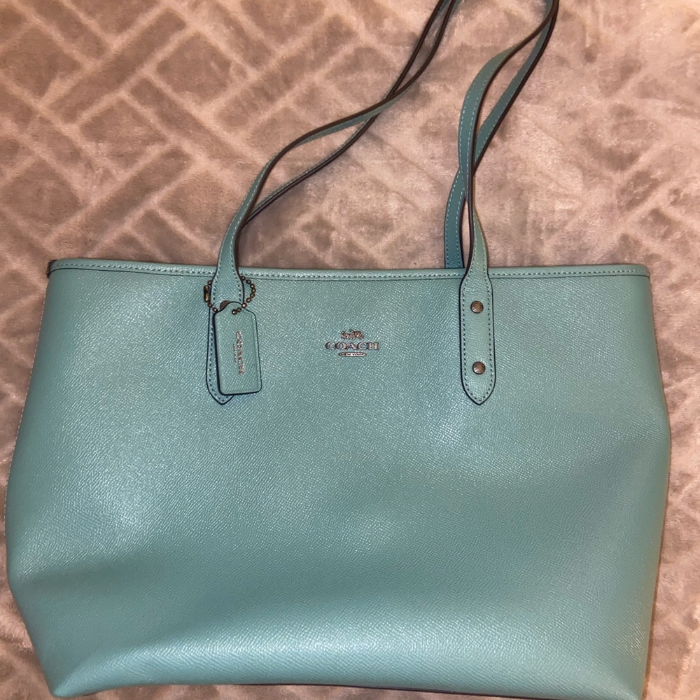 COACH TOTE - - Picture 4 of 8